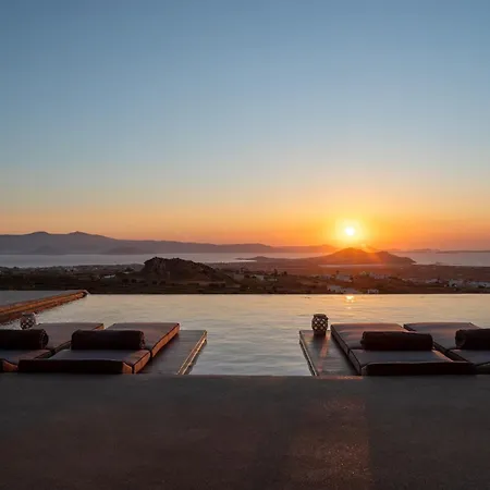 فيلة Vista Blue Naxos